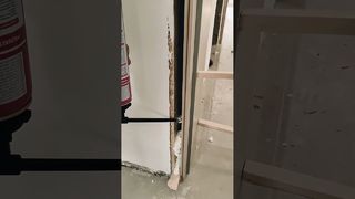 โฟมโพลียูรีเทนสำหรับการติดตั้งหน้าต่างและประตู: โซลูชั่นที่ปลอดภัยและเป็นฉนวน