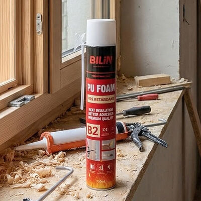 โฟมขยายตัวกันไฟ B2 ขนาด 750 มล. โฟม PU ทนไฟอเนกประสงค์สำหรับอุดรอยรั่ว